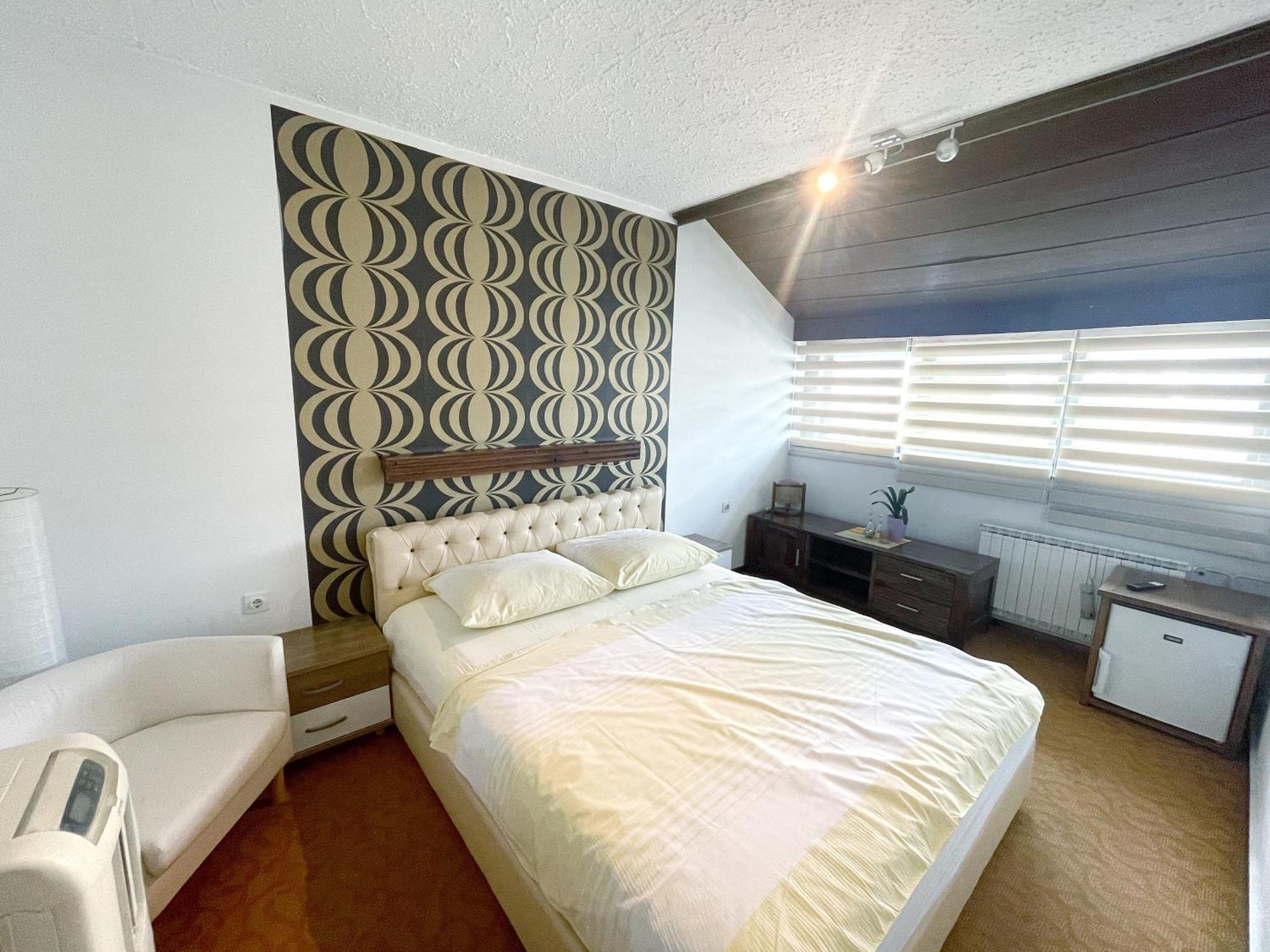 Reich Motel Velenje Ngoại thất bức ảnh